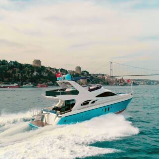 Private Yacht Tour
